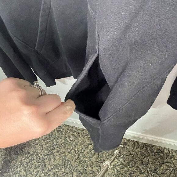 Oakley Men's Hoodie Size XL - Black - Tested Durable Quality Proven - Picture 5 of 8